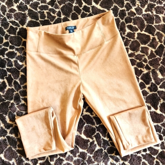 Rachel Zoe Pants - 𝅺FAUX suede pants Rachel Zoe size 12 EUC